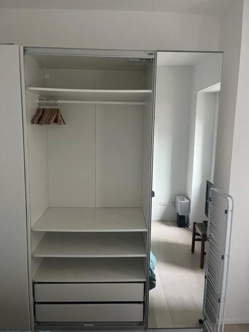 Modern Apartment - Walking Distance To Milan Central Station Экстерьер фото